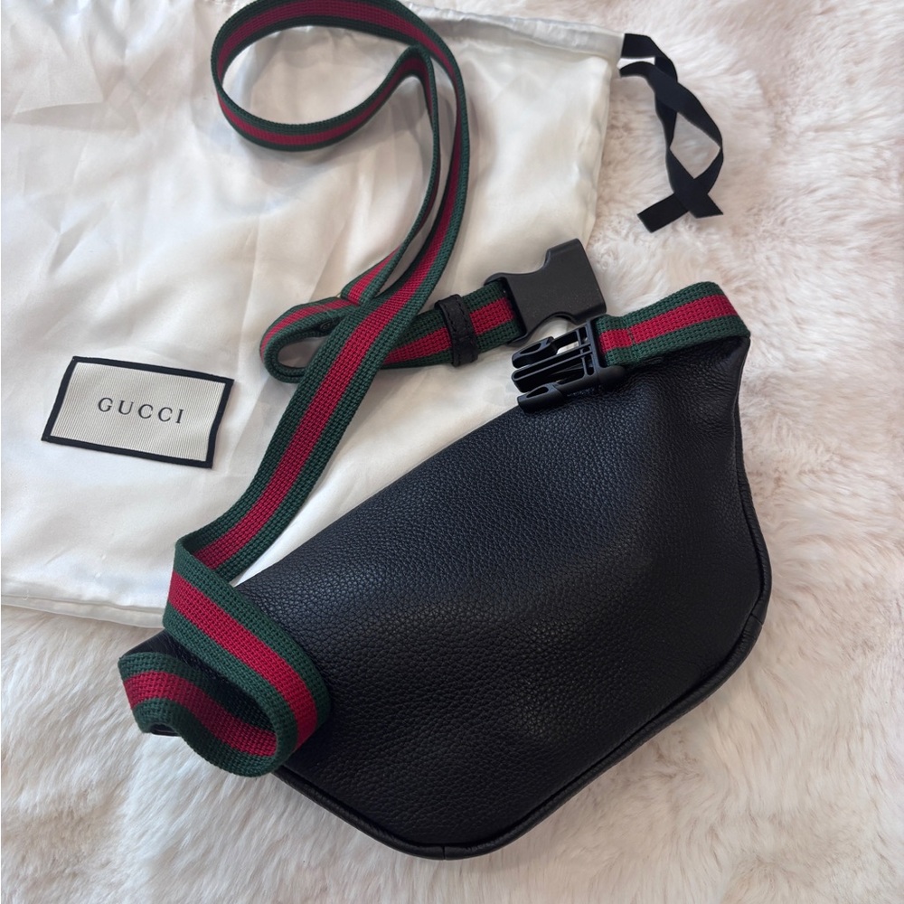Brand New GUCCI Logo Printed Small Black Belt Bag Fanny Pack Sz 115 - Picture 3 of 6